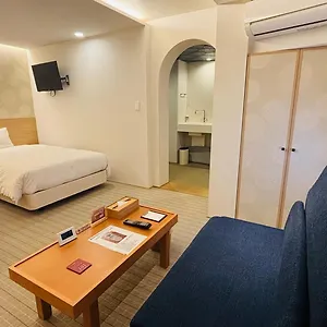 Resi Hachi Kyoto